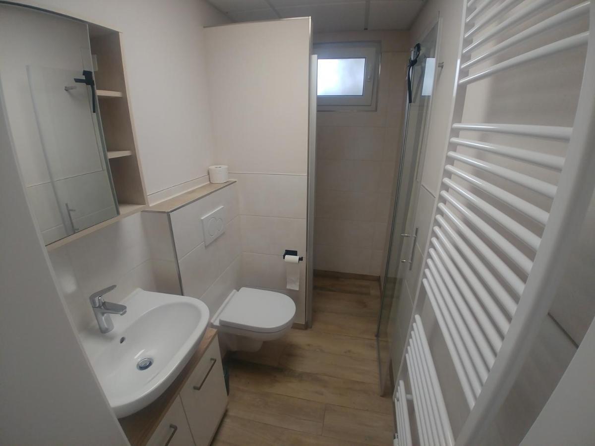 Monteur- Und Ferienwohnung Gemmer 52Qm Herold Εξωτερικό φωτογραφία